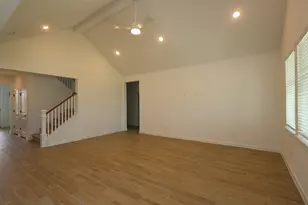 12111 Upper Mdws Ave, Mont Belvieu, TX 77535 - Photo 5