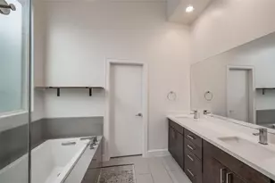 1907 Houston Ave, Houston, TX 77007 - Photo 13