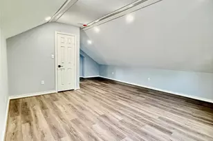300 Dunnam B Ave, Cleveland, TX 77327 - Photo 7