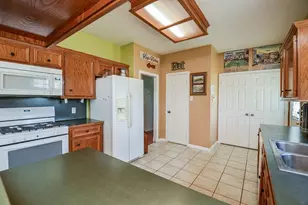 29107 Hay Meadow Ct, Waller, TX 77484 - Photo 15