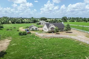 29107 Hay Meadow Ct, Waller, TX 77484 - Photo 5