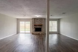5935 Caruso Forest Dr, Houston, TX 77088 - Photo 11