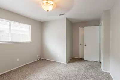 5935 Caruso Forest Drive, Houston, TX 77088 - Photo 25