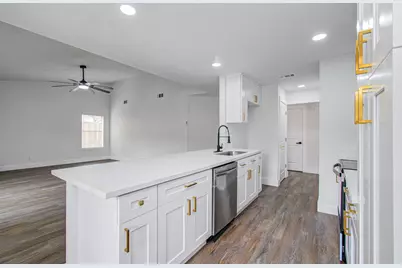 16610 Quail Park Drive, Houston, TX 77489 - Photo 11