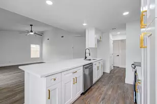 16610 Quail Park Dr, Houston, TX 77489 - Photo 11
