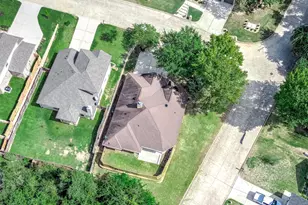 13722 Vail Dr, Montgomery, TX 77356 - Photo 37