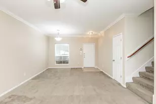 19710 Allenwick Hills Ct, Cypress, TX 77429 - Photo 5