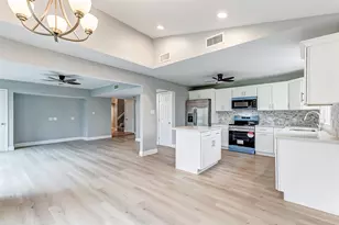 1727 Cloister Dr, Crosby, TX 77532 - Photo 15