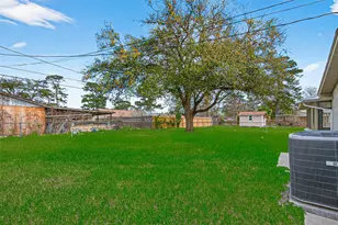 7227 Colton St, Houston, TX 77016 - Photo 37