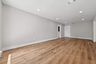 7227 Colton St, Houston, TX 77016 - Photo 9