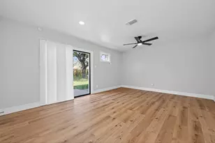 7227 Colton St, Houston, TX 77016 - Photo 29