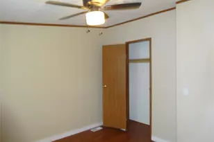 1220 8th St, Huntsville, TX 77320 - Photo 11