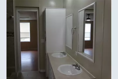 1220 8th Street #A, Huntsville, TX 77320 - Photo 7