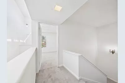 781 Country Place Drive #2004, Houston, TX 77079 - Photo 13