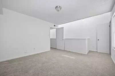 781 Country Place Drive #2004, Houston, TX 77079 - Photo 19