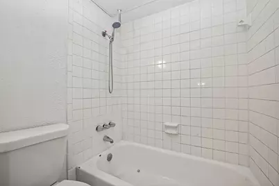 781 Country Place Drive #2004, Houston, TX 77079 - Photo 25