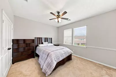 2407 Mallorca Pass, League City, TX 77573 - Photo 35