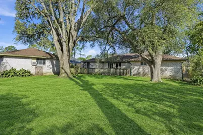 8511 Hornwood Drive, Houston, TX 77036 - Photo 27