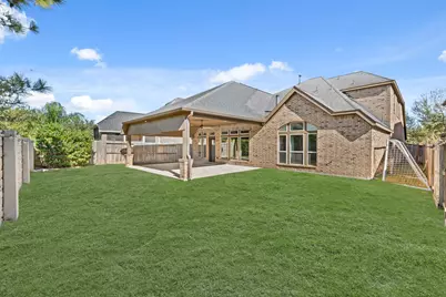 5126 Bartlett Vista Court, Fulshear, TX 77441 - Photo 17