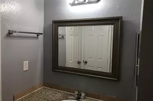 716 Memorial Mews St, Houston, TX 77079 - Photo 5