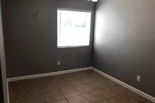 716 Memorial Mews St, Houston, TX 77079 - Photo 9