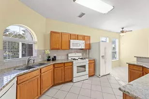 14715 Rancho Vista Dr, Houston, TX 77083 - Photo 11