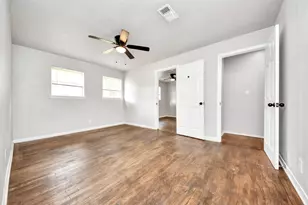 505 Jasmine St, Richwood, TX 77531 - Photo 11