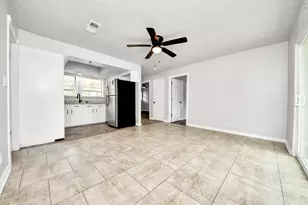 505 Jasmine St, Richwood, TX 77531 - Photo 23