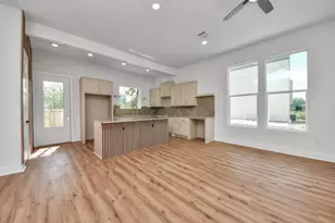 1912 Semmes St, Houston, TX 77026 - Photo 3