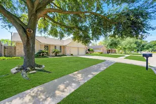 5711 Weeping Willow Rd, Houston, TX 77092 - Photo 3