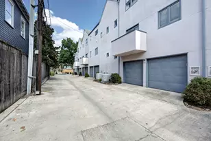 1377 Arlington St, Houston, TX 77008 - Photo 19