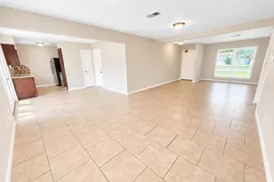 1127 Mosher Ln, Houston, TX 77088 - Photo 7