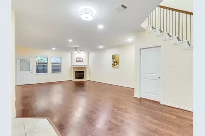 7923 Ashford Trace Drive, Houston, TX 77072 - Photo 7