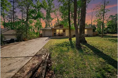 10820 Royal Magnolia Drive, Conroe, TX 77303 - Photo 3