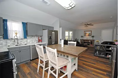 10820 Royal Magnolia Drive, Conroe, TX 77303 - Photo 11