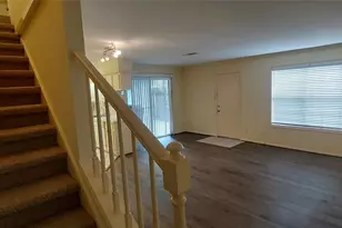 8710 Ilona Ln, Houston, TX 77025 - Photo 11