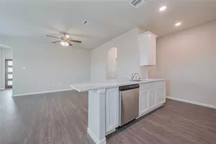 781 Marion Pl Dr, Dayton, TX 77535 - Photo 11