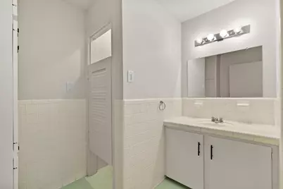 365 Piney Point Road, Houston, TX 77024 - Photo 17
