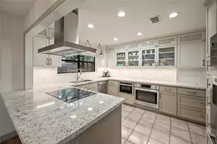 20404 Doral Dr, Huntsville, TX 77320 - Photo 3