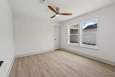 1009 Genova Street, Houston, TX 77009 - Photo 25