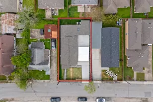 1009 Genova St, Houston, TX 77009 - Photo 9