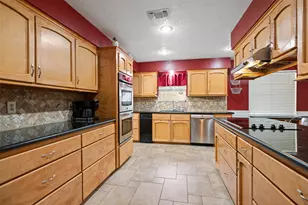 6702 Seinfeld Ct, Houston, TX 77069 - Photo 17