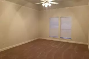 4005 E Timber Cut Ct, Pearland, TX 77584 - Photo 5