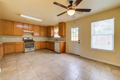 6422 Mildenhall Court, Houston, TX 77084 - Photo 13