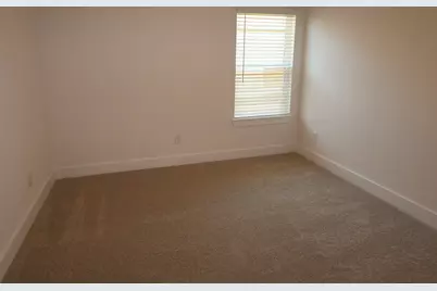 2123 Lone Bronco Boulevard, Rosenberg, TX 77471 - Photo 15