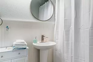 1208 Ave K Dr, Galveston, TX 77550 - Photo 19