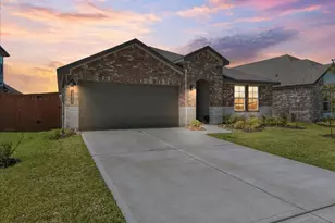 13922 Bay Crest, Texas City, TX 77539 - Photo 1
