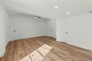 2513 Melbourne St, Houston, TX 77026 - Photo 11