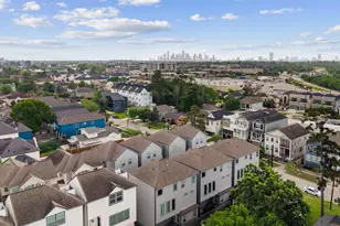 1565 W 22nd St, Houston, TX 77008 - Photo 33