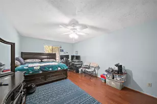 2822 Colonial Dr, Sugar Land, TX 77479 - Photo 11